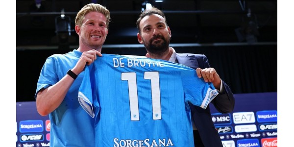Kevin De Bruynen filosofiassa numero 10 Napolin pelipaita on poistettu käytöstä